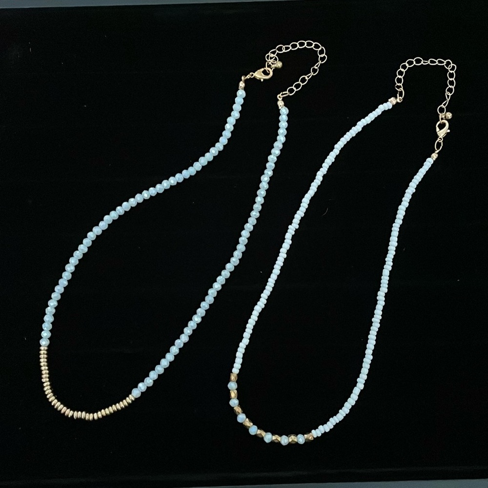 Set of 2 white & gold beaded necklaces